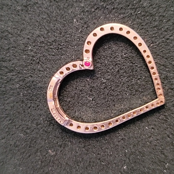 Authentic Roberto Coin Large Slanted Heart Pendant - Picture 3 of 4